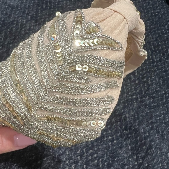 NamJosh Dori Appliqué Headband - Picture 3 of 6